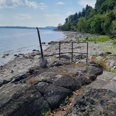 La Dell'artista Swimming Pool And Air Conditioning * סטרסה