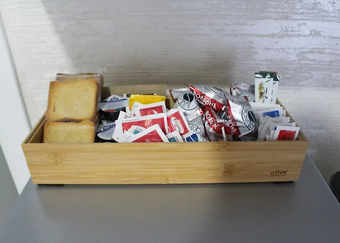 La Dell'artista Swimming Pool And Air Conditioning * Stresa